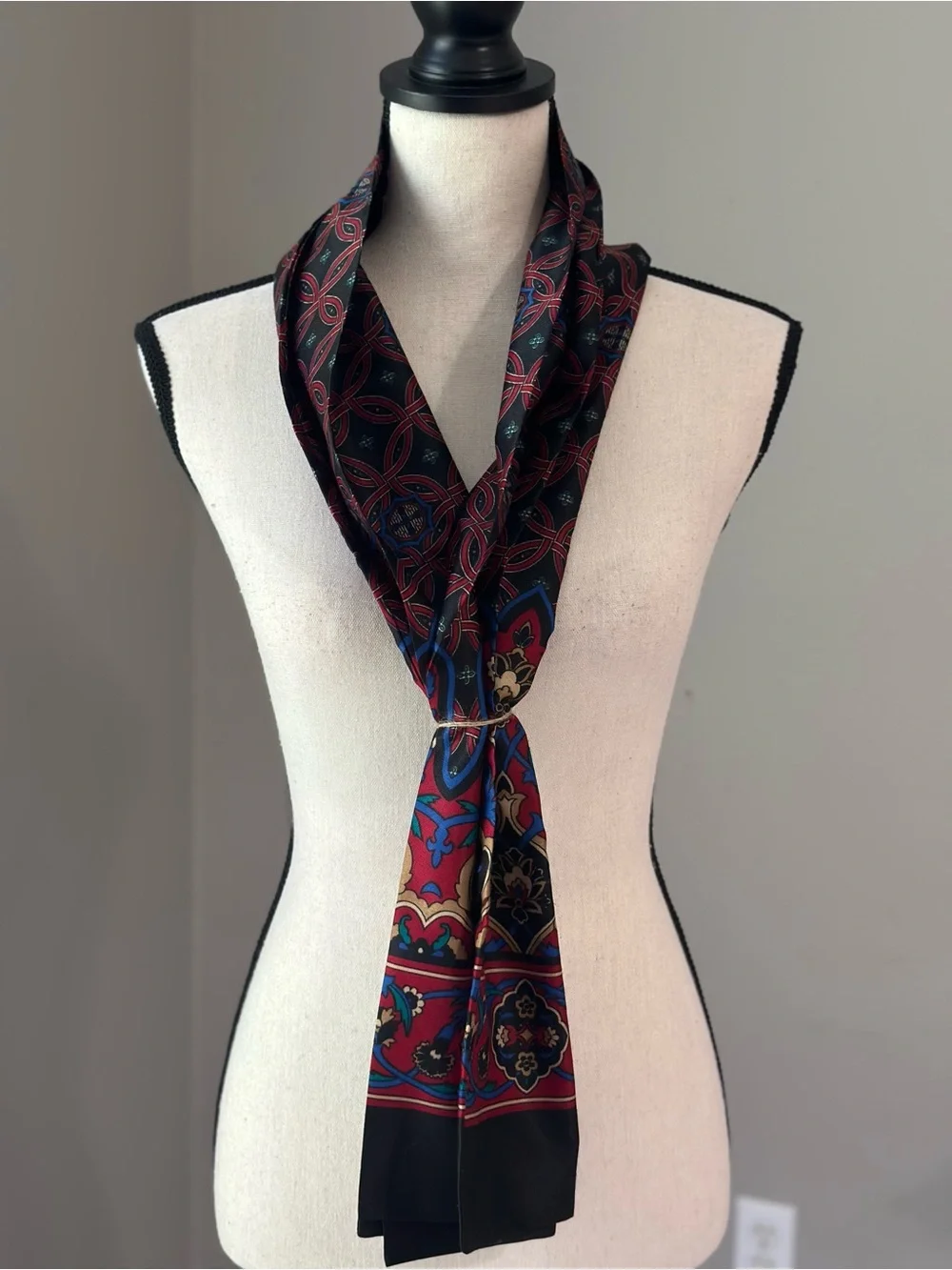 Silk-Feel Red & Black Printed Old Money Preppy Paris Ascot Scarf